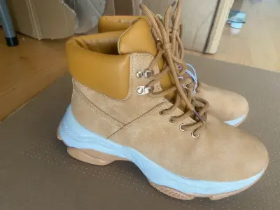 Botas de senderismo color marrón claro - miniatura 4