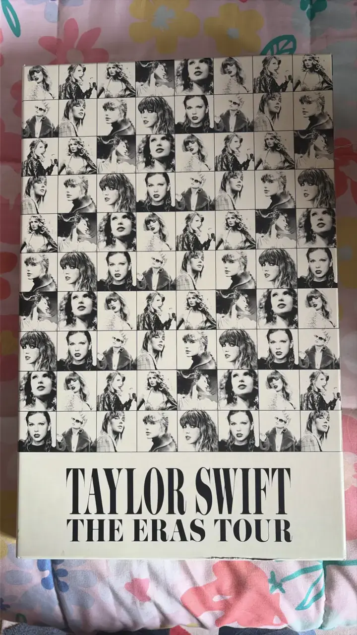 Merch vip eras tour