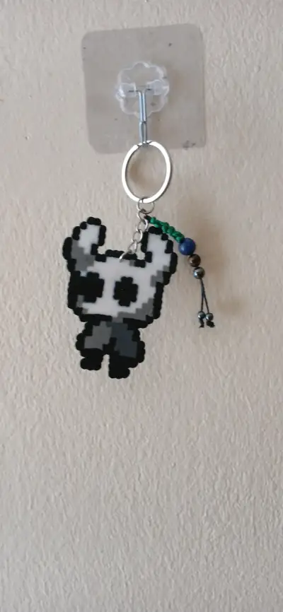 Llavero de Caballero Hollow knight hecho a mano - miniatura 1