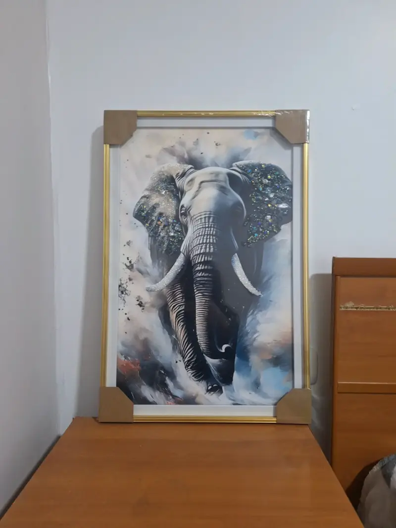 Cuadro Decorativo de Elefante con Marco Dorado