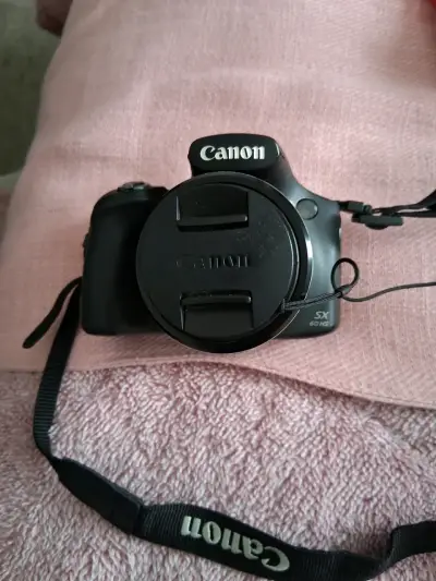 Cámara Canon PowerShot SX60 HS con accesorios - miniatura 1