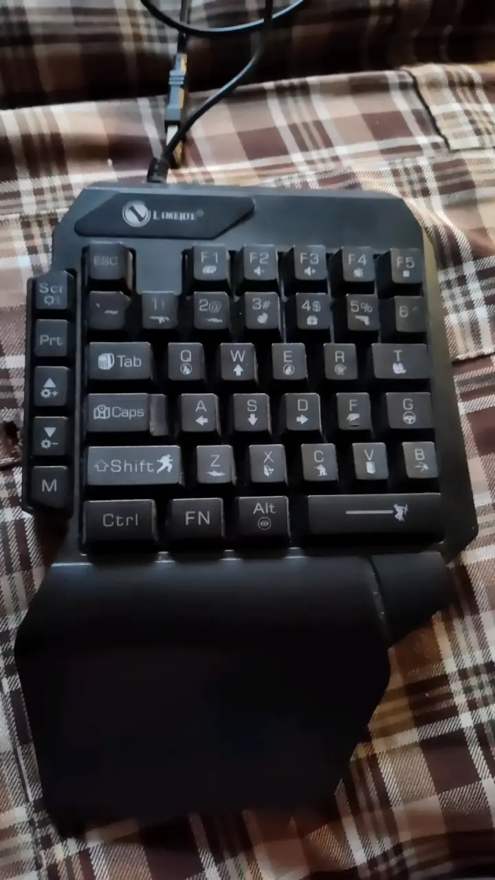 Teclado mecánico para juegos LIMEIDE