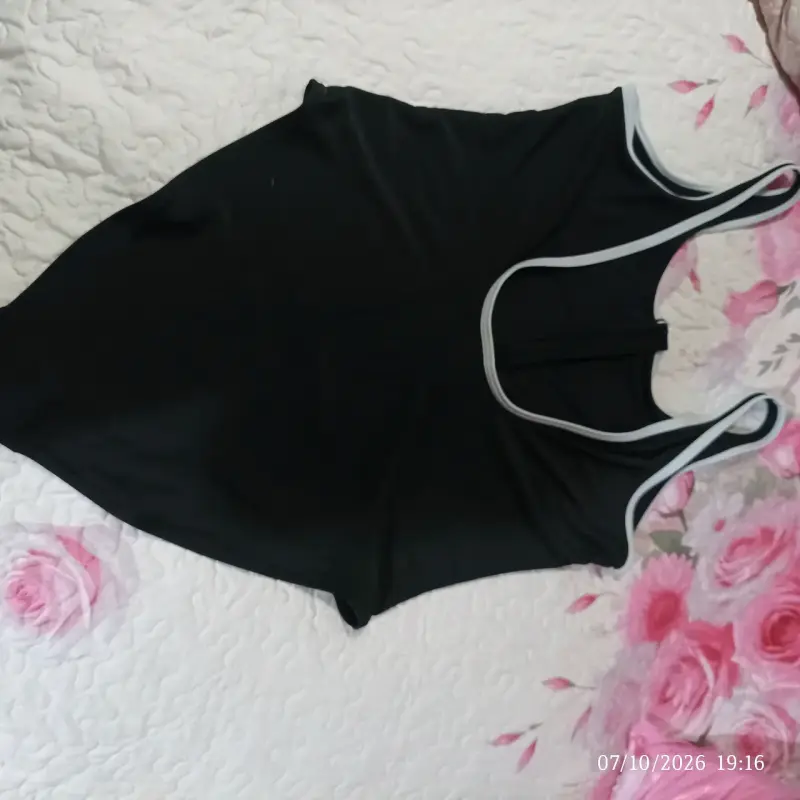 Traje de baño negro con cierre delantero - 2