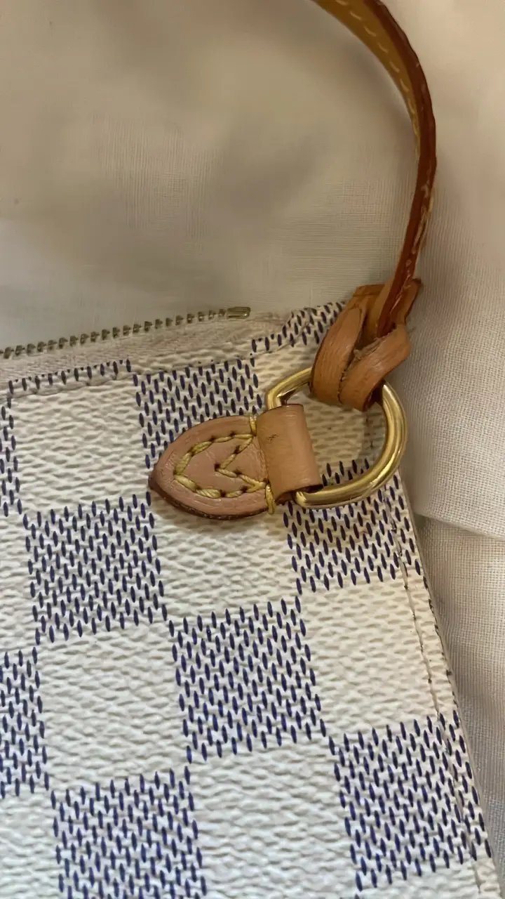 Cartera Louis Vuitton Damier Azur con Asa - 2