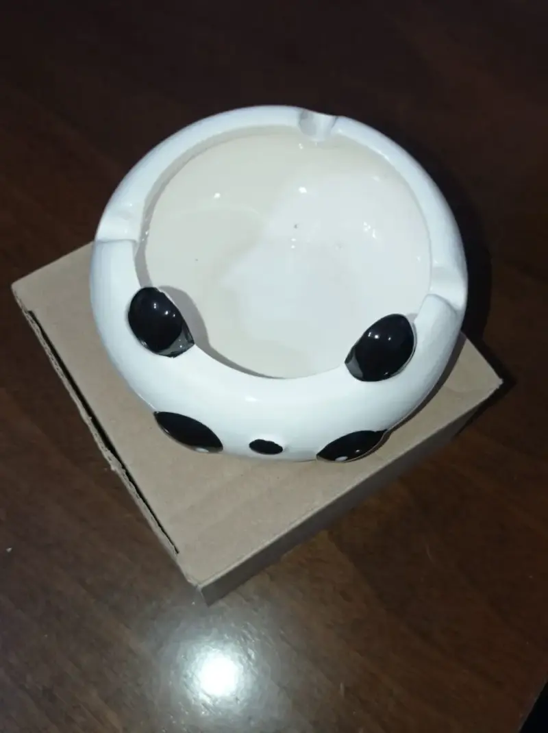 Cenicero de cerámica diseño panda - 3