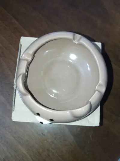 Cenicero de cerámica con diseño de oso - miniatura 2