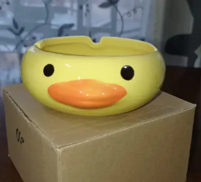 Cenicero de cerámica diseño pato amarillo - miniatura 1
