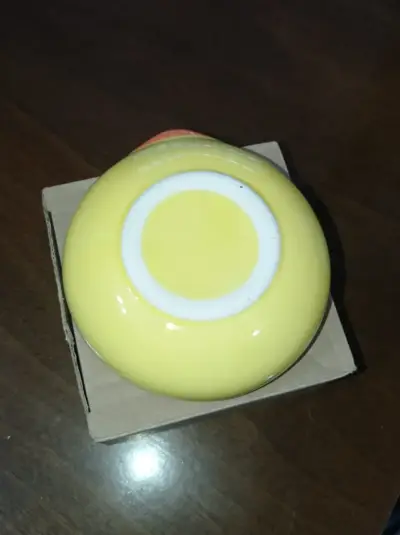 Cenicero de cerámica diseño pato amarillo - miniatura 3