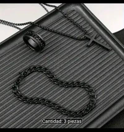 Set de joyería negra para hombre con anillo, pulsera y collar - miniatura 2