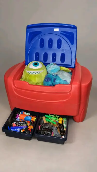 Baúl de juguetes Little Tikes rojo y azul - miniatura 1
