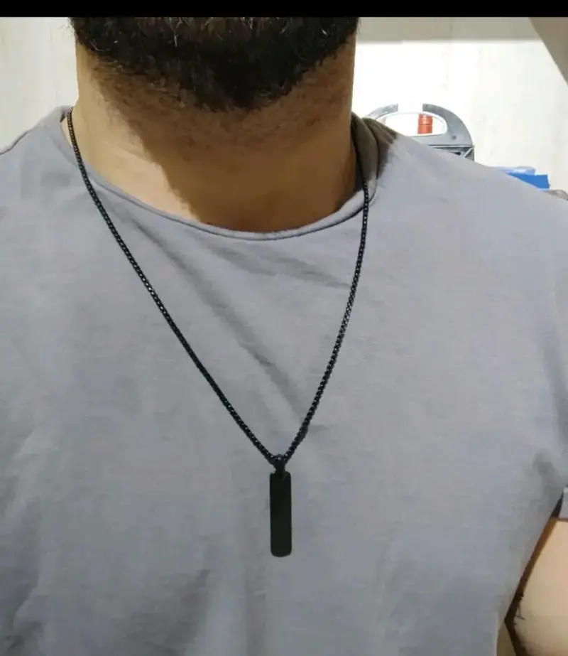 Collar de acero inoxidable negro para hombre
