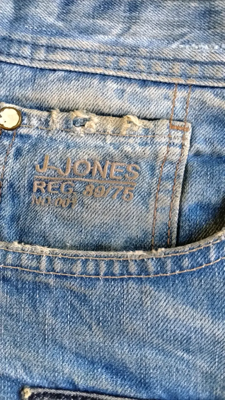 Jeans desgastados J. Jones para hombre - 4