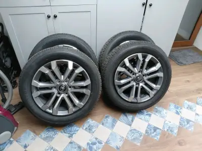Juego de Llantas, Neumáticos  Toyota Aro 20 - miniatura 3