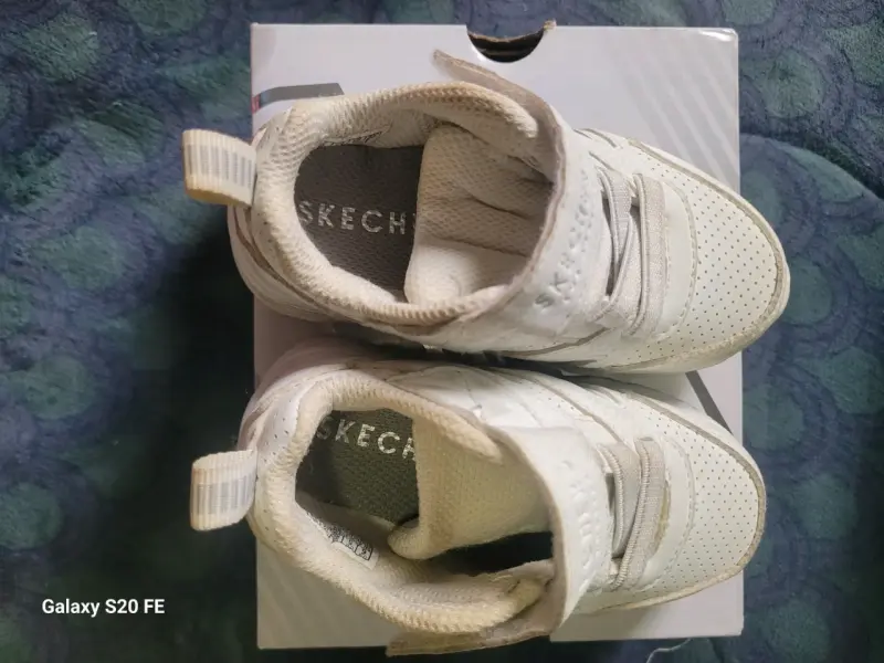 Zapatillas blancas para niños Skechers - 2