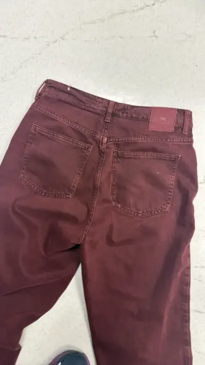 Pantalones burdeos de mezclilla Zara 38 - miniatura 3