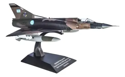Avión Caza Mirage III Guerra Malvinas  Ixo 1:72 - miniatura 1