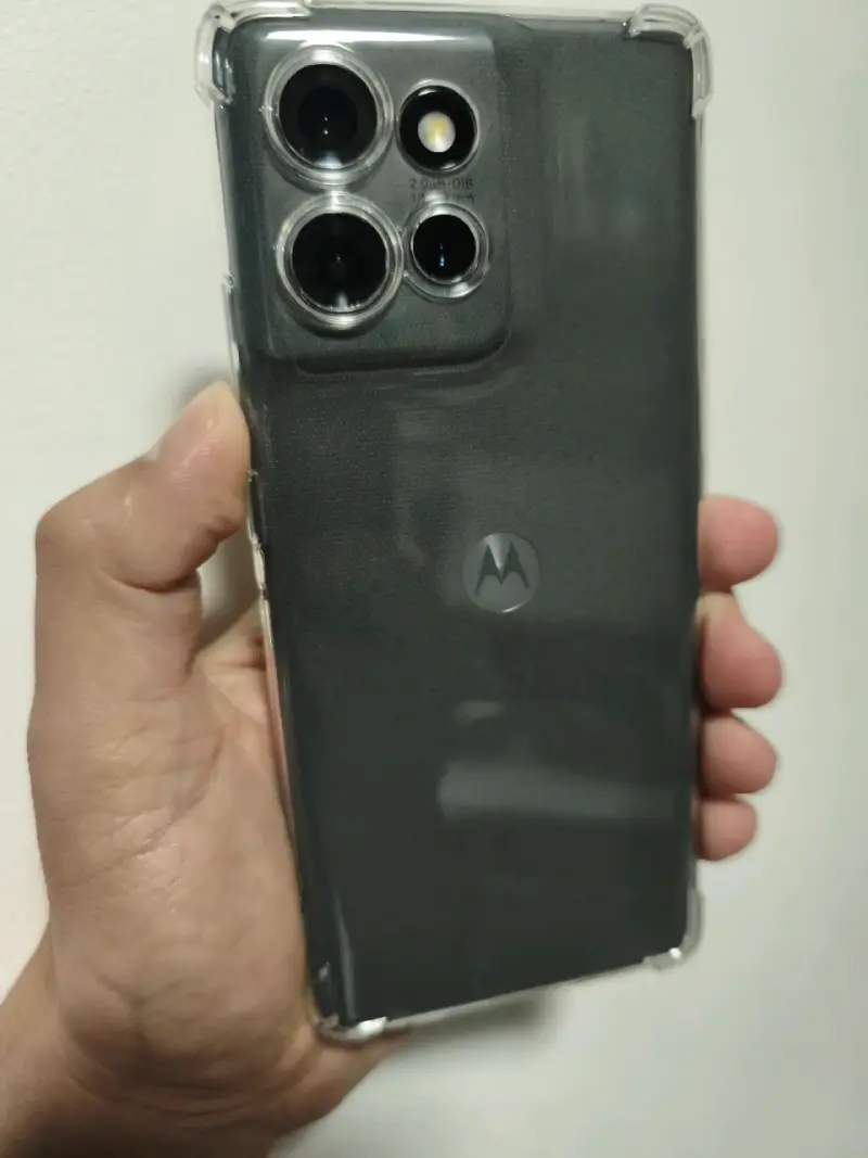 Motorola edge 50 256GB pantalla 120 HZ - 2