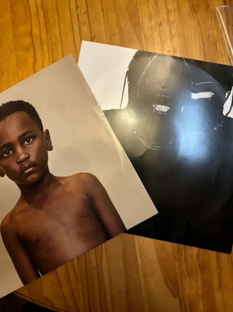 Vinilo azul Travis Scott Utopia edición especial - 5