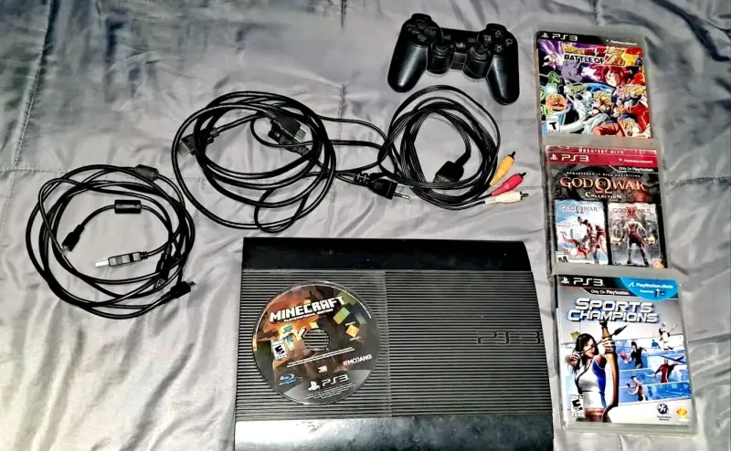 Consola PS3 con juegos y accesorios