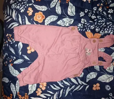 Ropa de bebé - miniatura 1