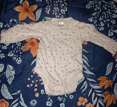 Ropa de bebé - miniatura 3
