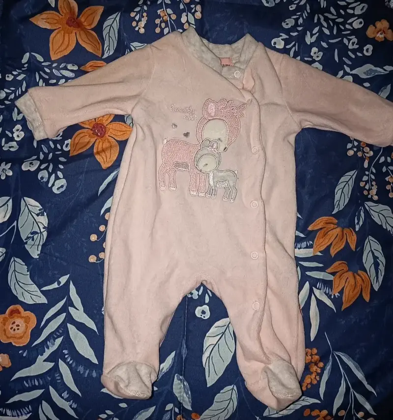 Conjunto de enteritos para bebé en colores pastel