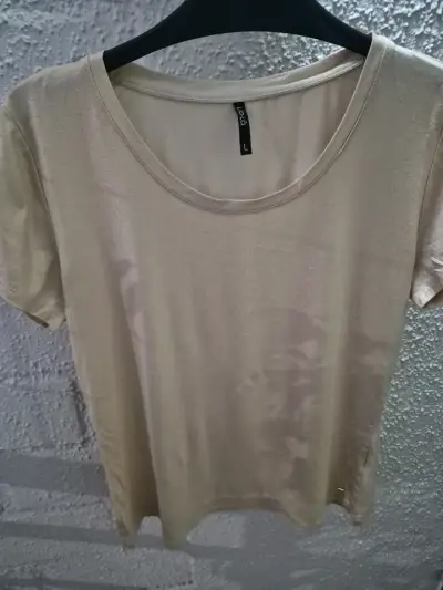 Polera dorada brillante para mujer talla L - miniatura 1