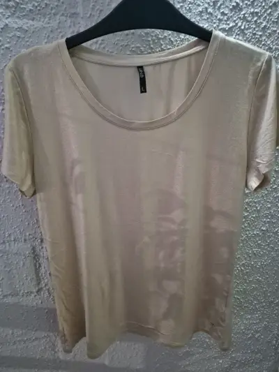Polera dorada brillante para mujer talla L - miniatura 4