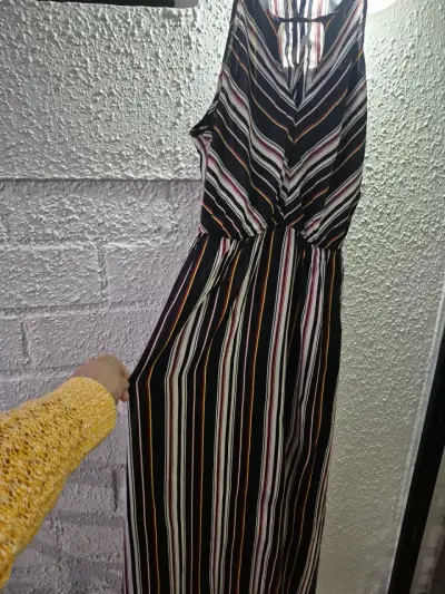Vestido largo de rayas multicolor para mujer - miniatura 4