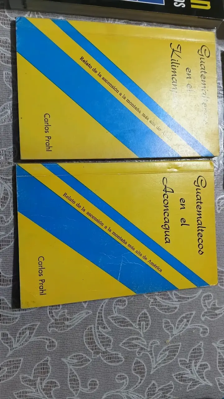 Libros de montañismo y rescate de Carlos Prahl y Deifrin Delgado
