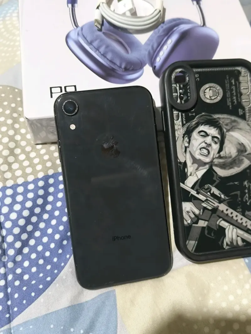 iPhone XR 128gb - 3