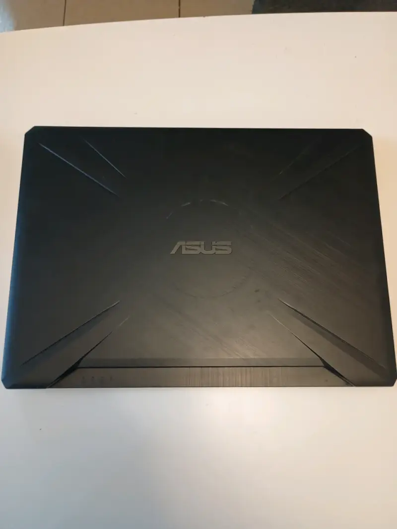 Laptop ASUS TUF Gaming en buen estado - 4