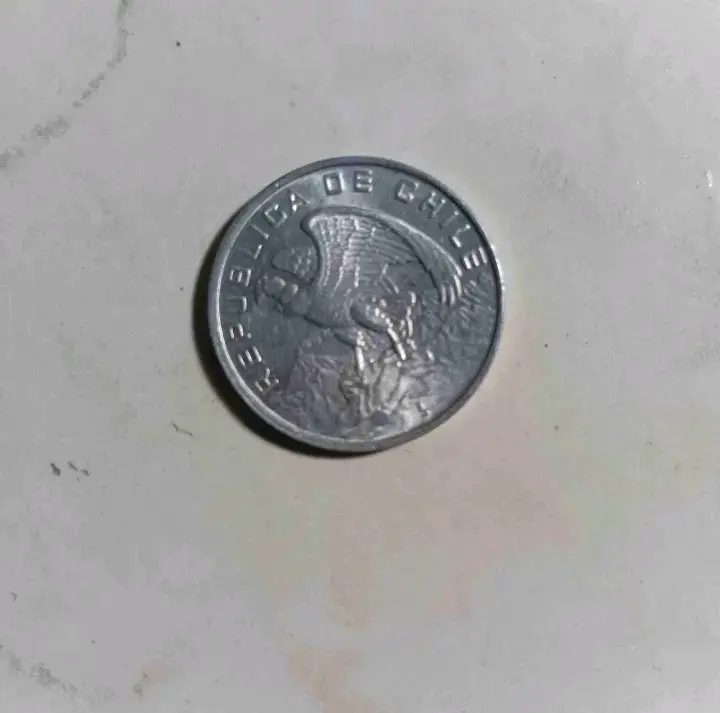 Moneda chilena de 10 pesos de 1974 - 2