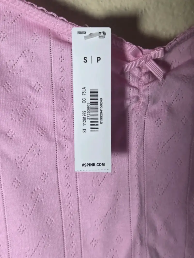 Camiseta Victoria Secret nueva - 1