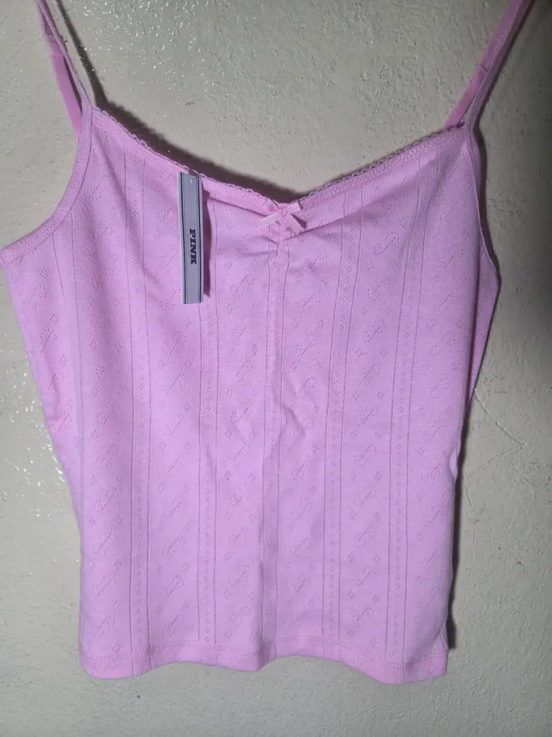 Camiseta Victoria Secret nueva - 2