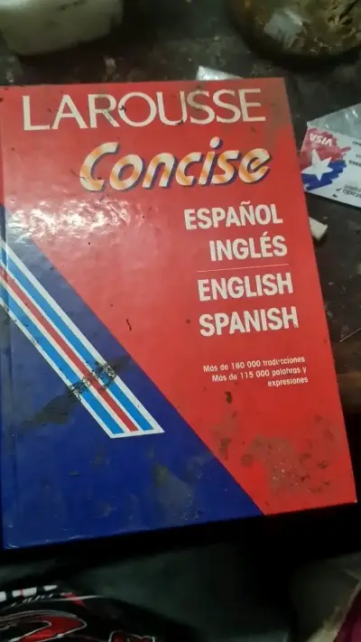 Diccionario Larousse Concise Español-Inglés - miniatura 2