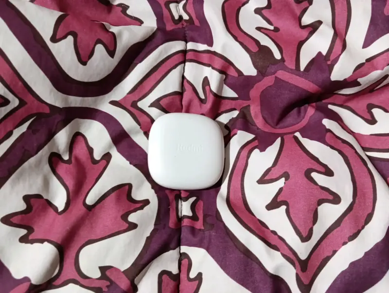 Audífonos Bluetooth Xiaomi Redmi Buds 6 Play - 1