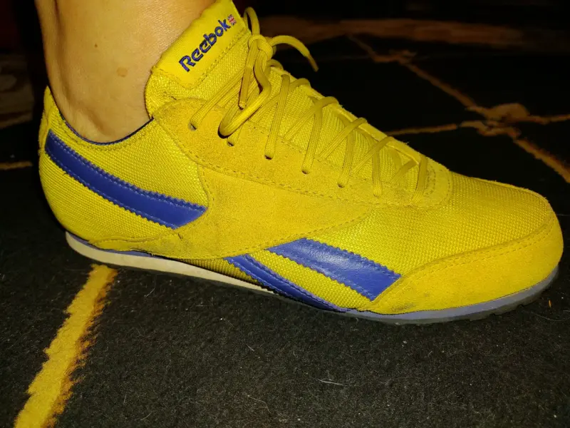 Zapatillas deportivas amarillas y azules Reebok - 2