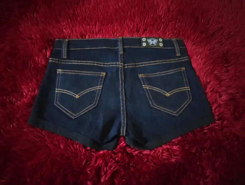 Shorts de mezclilla azul oscuro para mujer - 2