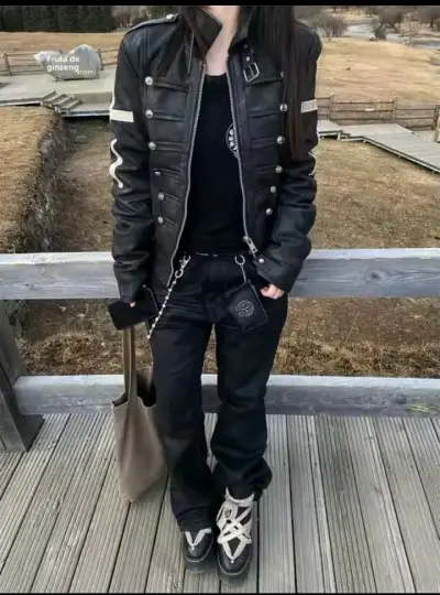 Chaqueta de cuero negra estilo militar unisex goth - miniatura 4