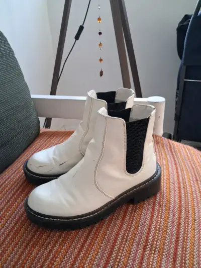 Botines blancos de cuero para mujer - miniatura 1