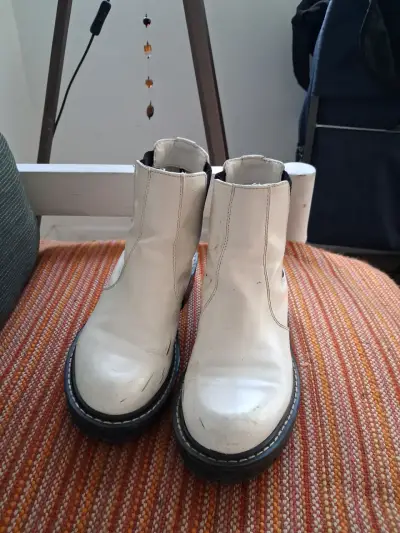 Botines blancos de cuero para mujer - miniatura 2