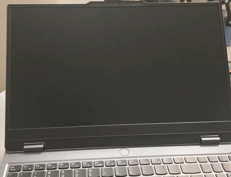 Lenovo LOQ 15IAX9,Intel i5,RTX 4050,16gb ddr5,1tb - 3