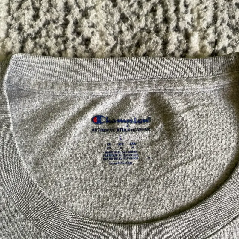 Polera gris Champion para hombre - 3