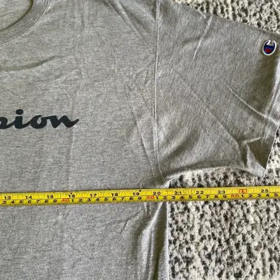 Polera gris Champion para hombre - miniatura 4
