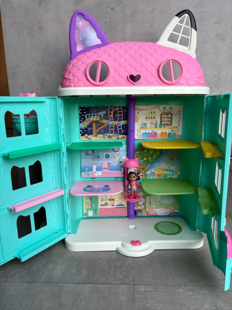Casa de Gaby con accesorios - 2