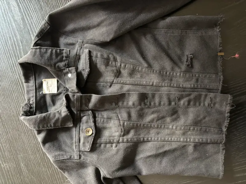 Chaqueta negra con bordado dorado Umbale - 3