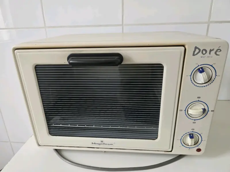Horno eléctrico Magefesa Doré MGF 3810 en buen estado - 1