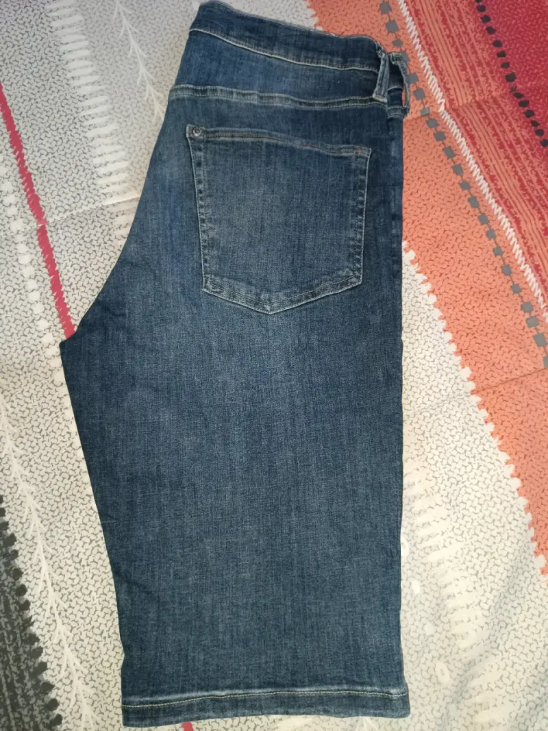 Bermudas de mezclilla slim fit H&M - 1