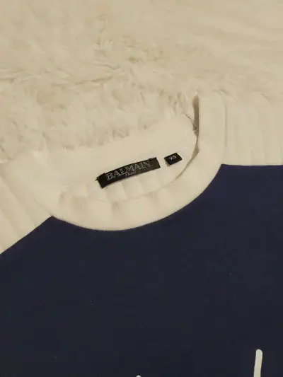 Polerón Balmain azul con detalles blancos - miniatura 2